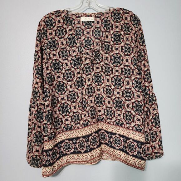 Abercrombie & Fitch V-Neck Bell Sleeve Top - Picture 1 of 11